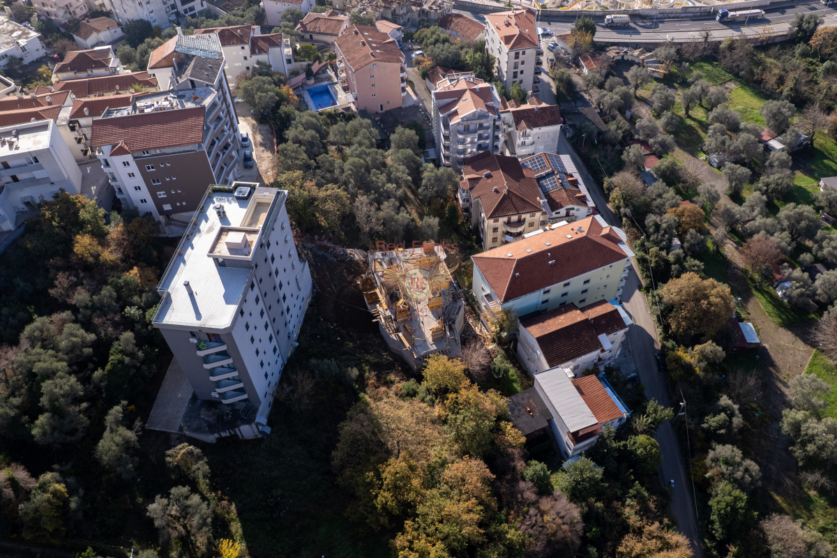 Flat in Budva, Montenegro, 120 m² - picture 3