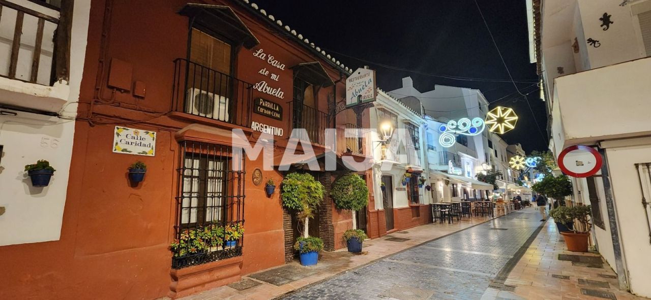 Land in Estepona, Spain, 750 m² - picture 4