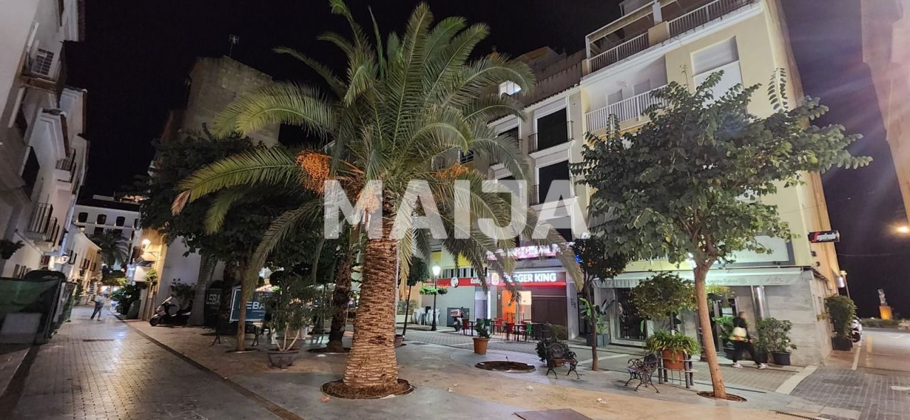 Land in Estepona, Spain, 750 m² - picture 5