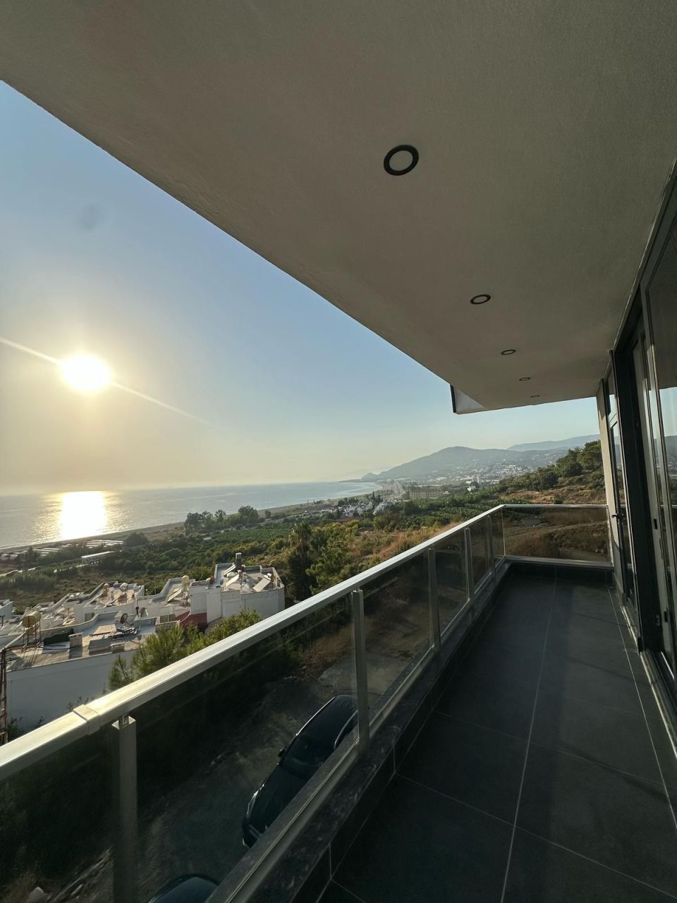 Villa à Alanya, Turquie, 450 m² - image 1