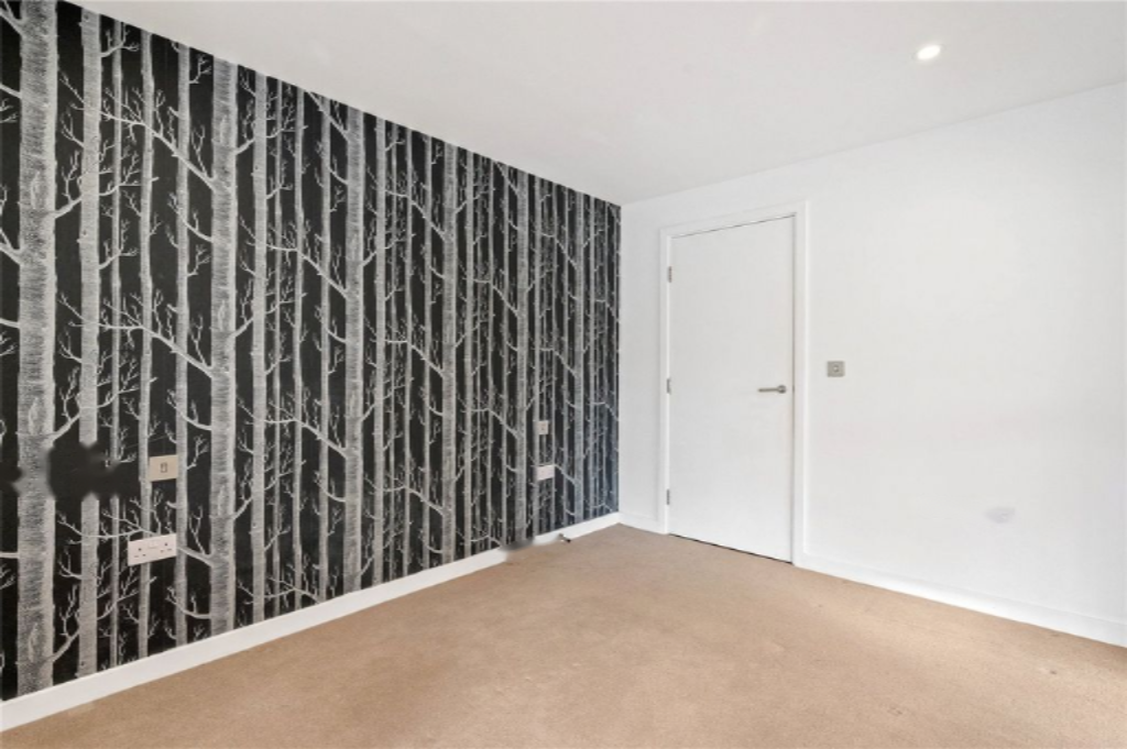 Flat in London, United Kingdom, 48 m² - picture 2