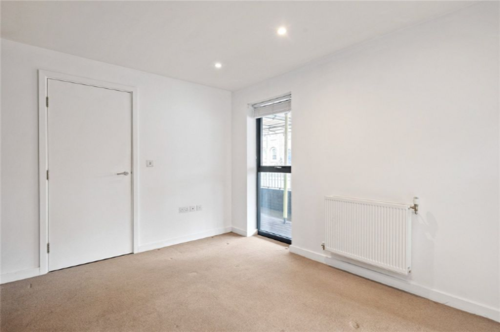 Flat in London, United Kingdom, 48 m² - picture 3