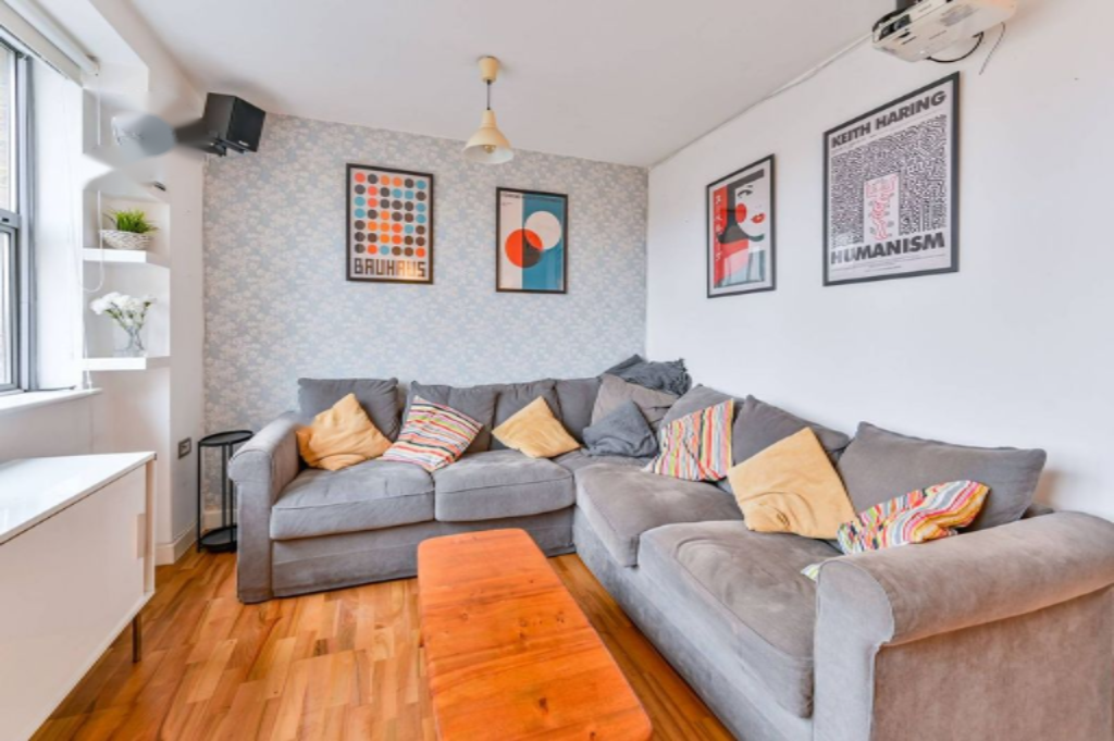 Flat in London, United Kingdom, 43 m² - picture 8