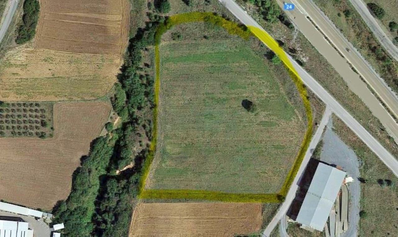 Terrain à Thessalonique, Grèce, 17 000 m² - image 1