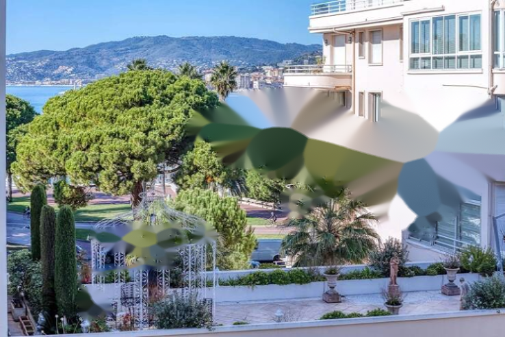 Flat in Cannes, France, 72 m² - picture 1