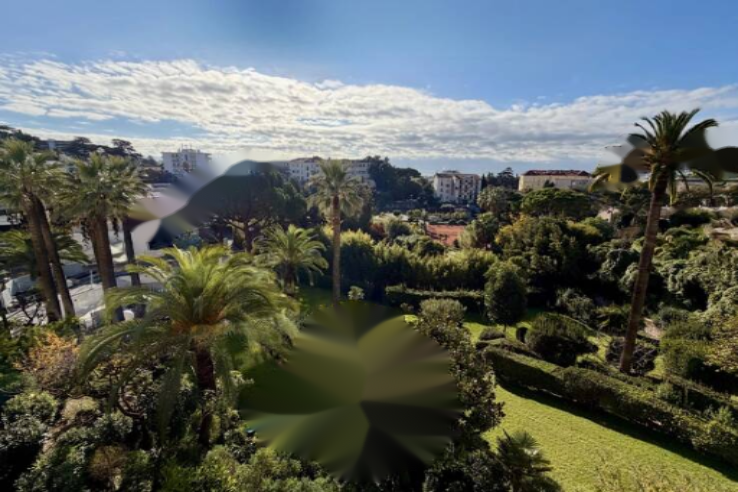 Flat in Cannes, France, 29 m² - picture 1