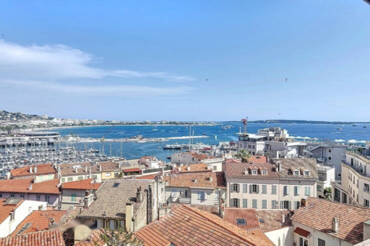 Flat in Cannes, France, 88 m² - picture 1