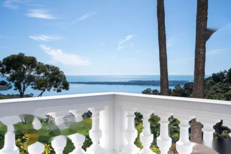 Flat in Cannes, France, 443 m² - picture 1