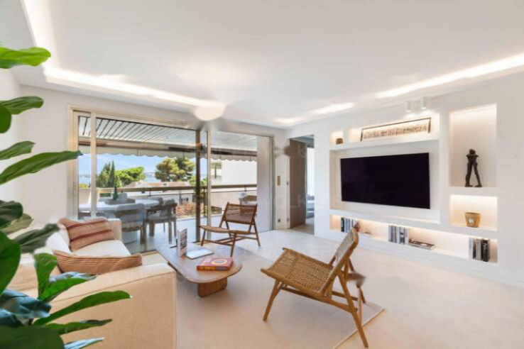 Appartamento a Cannes, Francia, 102 m² - foto 1
