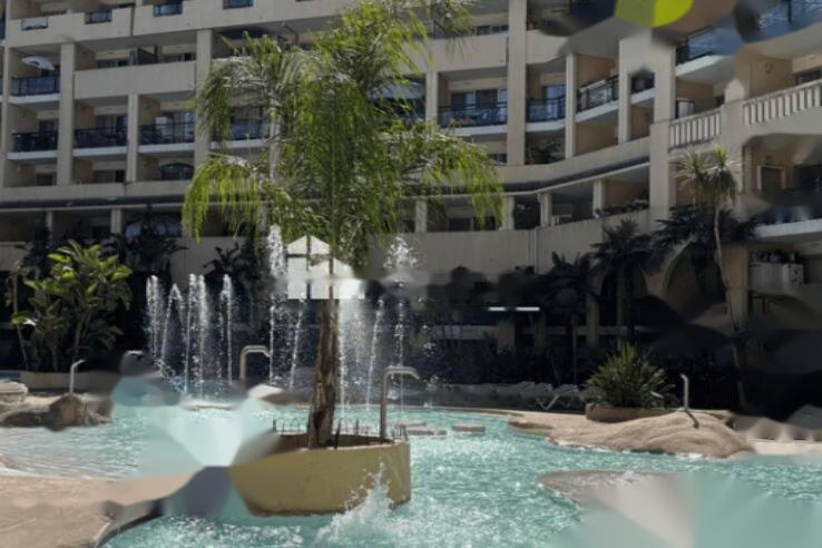 Flat in Cannes, France, 26 m² - picture 1