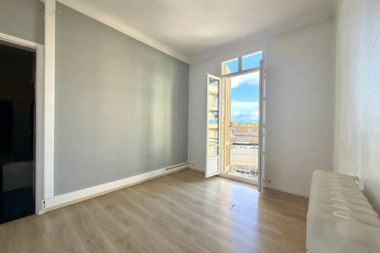 Flat in Cannes, France, 122 m² - picture 3