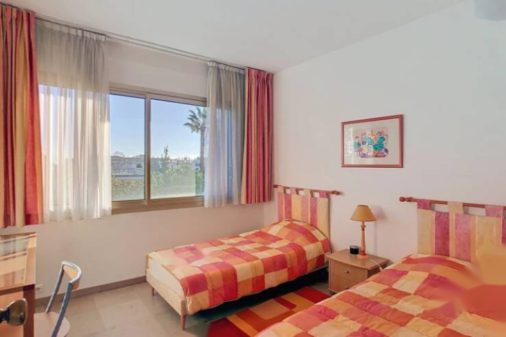 Flat in Cannes, France, 94 m² - picture 3