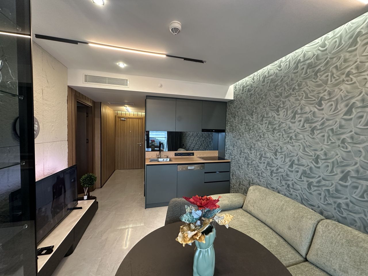 Apartment in Batumi, Georgia, 48 m² - picture 4