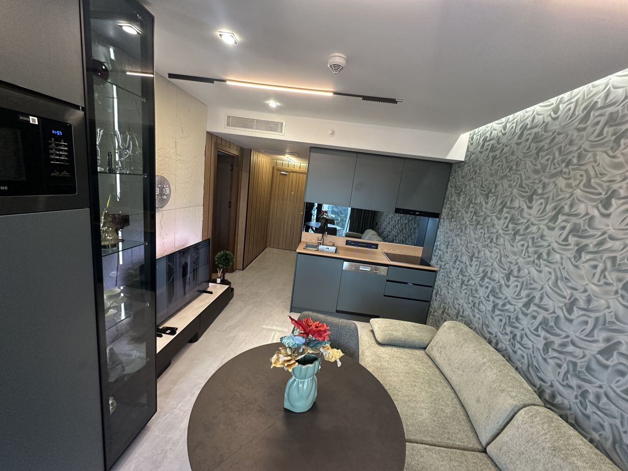 Apartment in Batumi, Georgia, 48 m² - picture 3