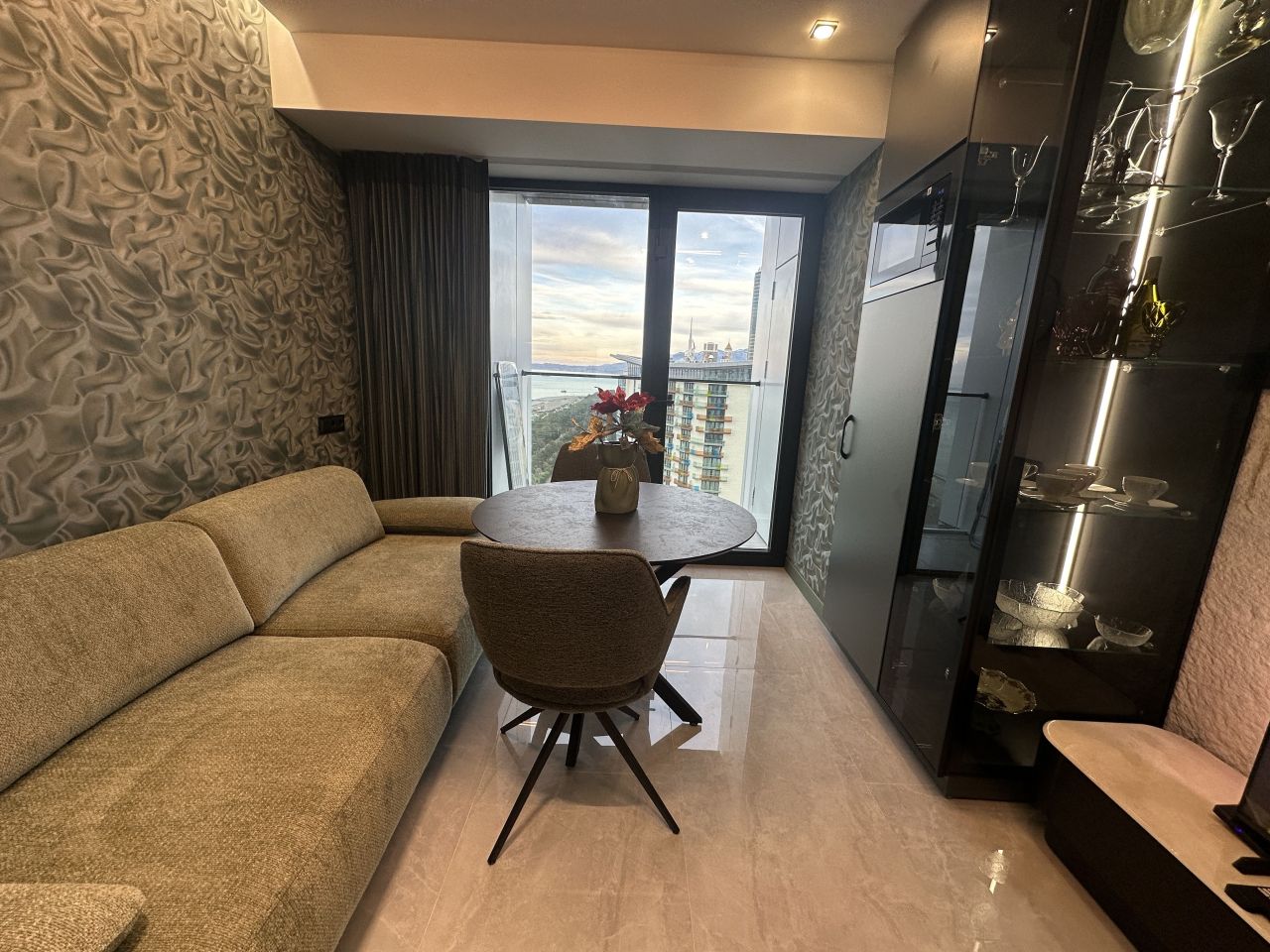 Apartment in Batumi, Georgia, 48 m² - picture 2