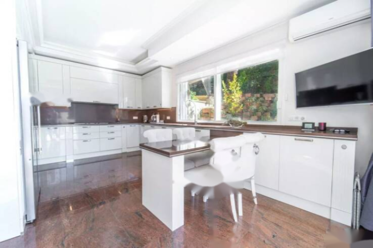 Flat in Cannes, France, 443 m² - picture 4