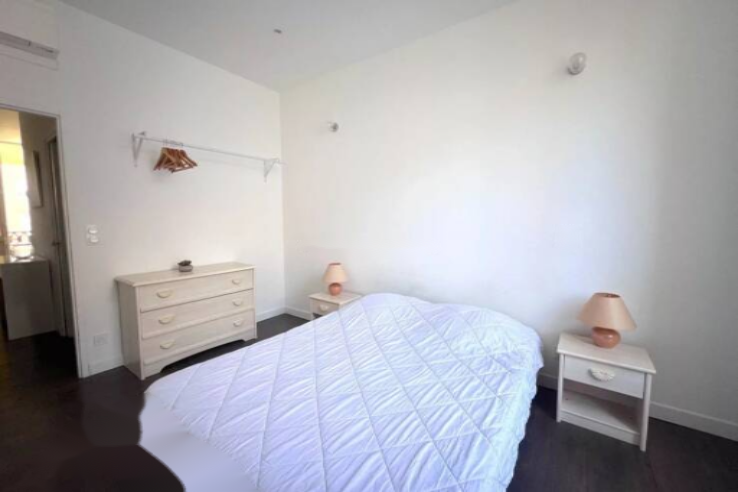 Flat in Cannes, France, 47 m² - picture 4