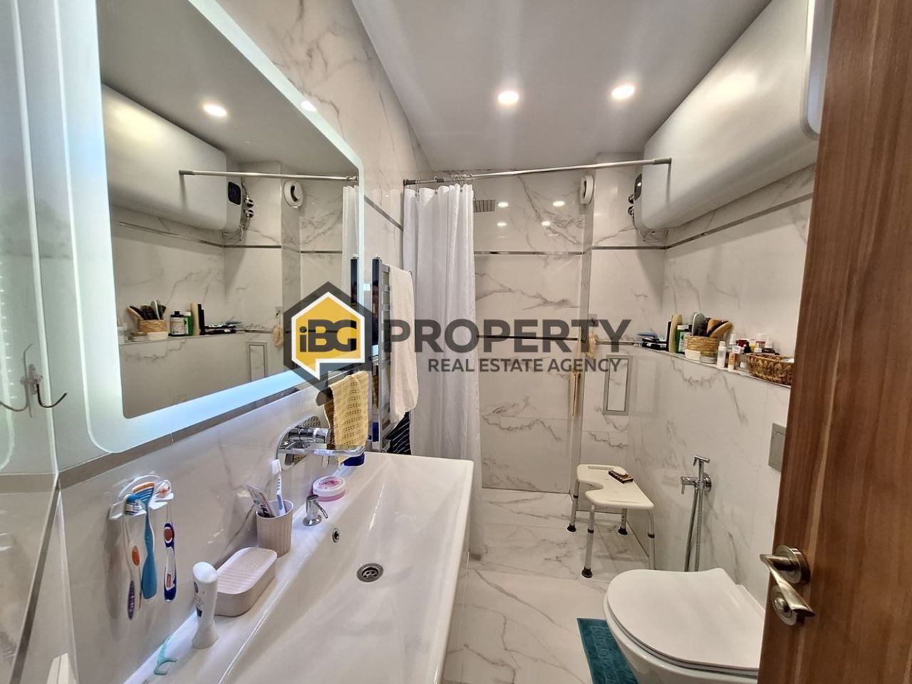 Flat in Byala, Bulgaria, 97 m² - picture 11