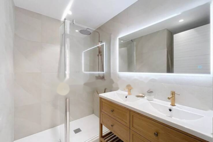 Flat in Cannes, France, 78 m² - picture 5