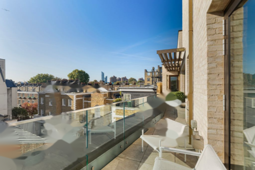 Flat in London, United Kingdom, 139 m² - picture 17