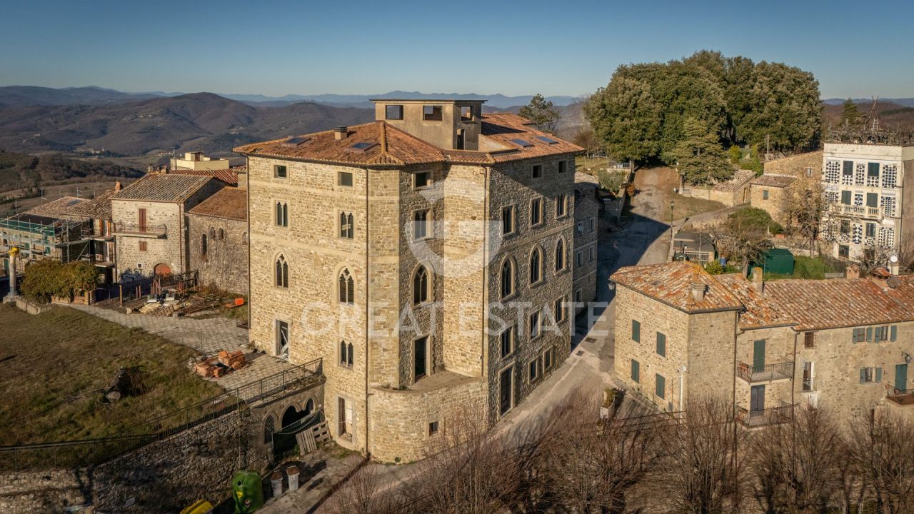 Casa a Umbertide, Italia, 1 716 m² - foto 2