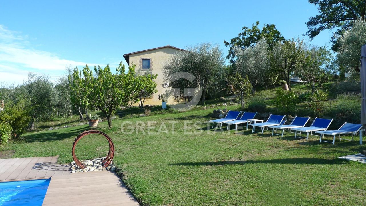 Casa Radicondoli, Italia, 318.5 m² - imagen 4