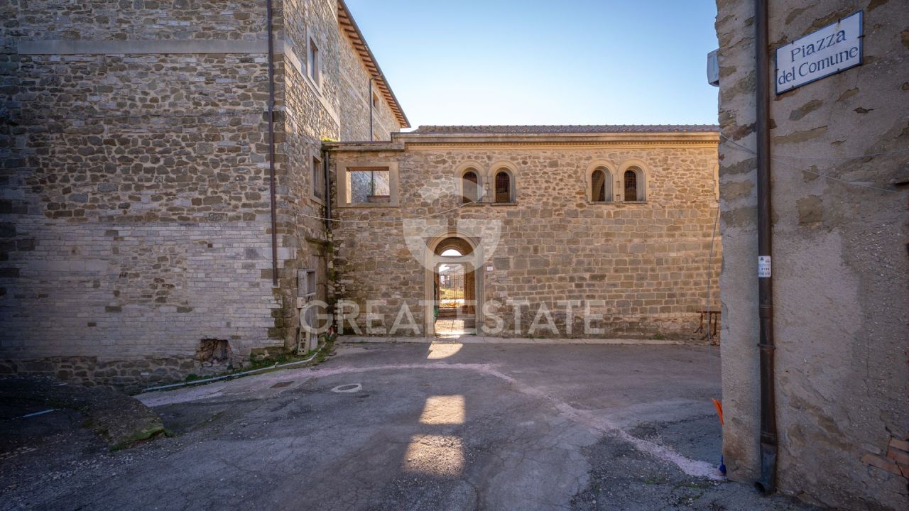 Casa a Umbertide, Italia, 1 716 m² - foto 6