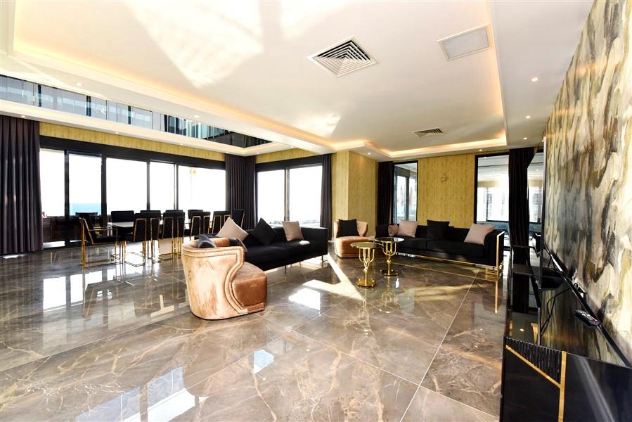 Villa in Alanya, Türkei, 1 800 m² - Foto 3