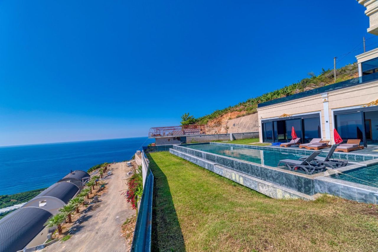 Villa in Alanya, Türkei, 1 800 m² - Foto 7