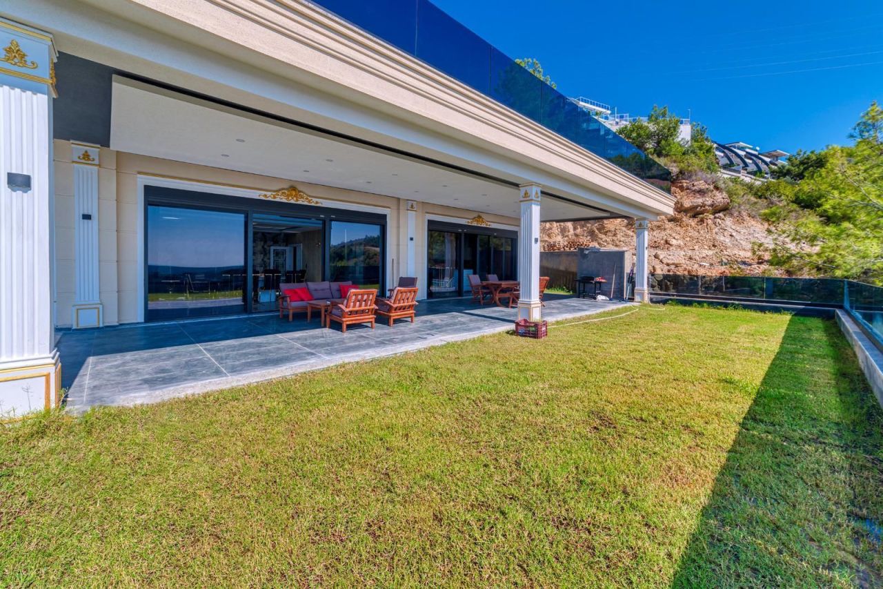 Villa in Alanya, Türkei, 1 800 m² - Foto 12