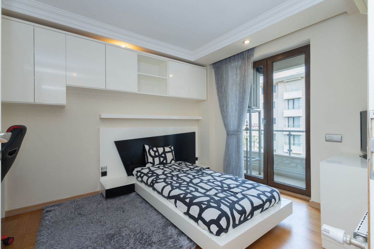 Flat in Antalya, Turkey, 140 m² - picture 11