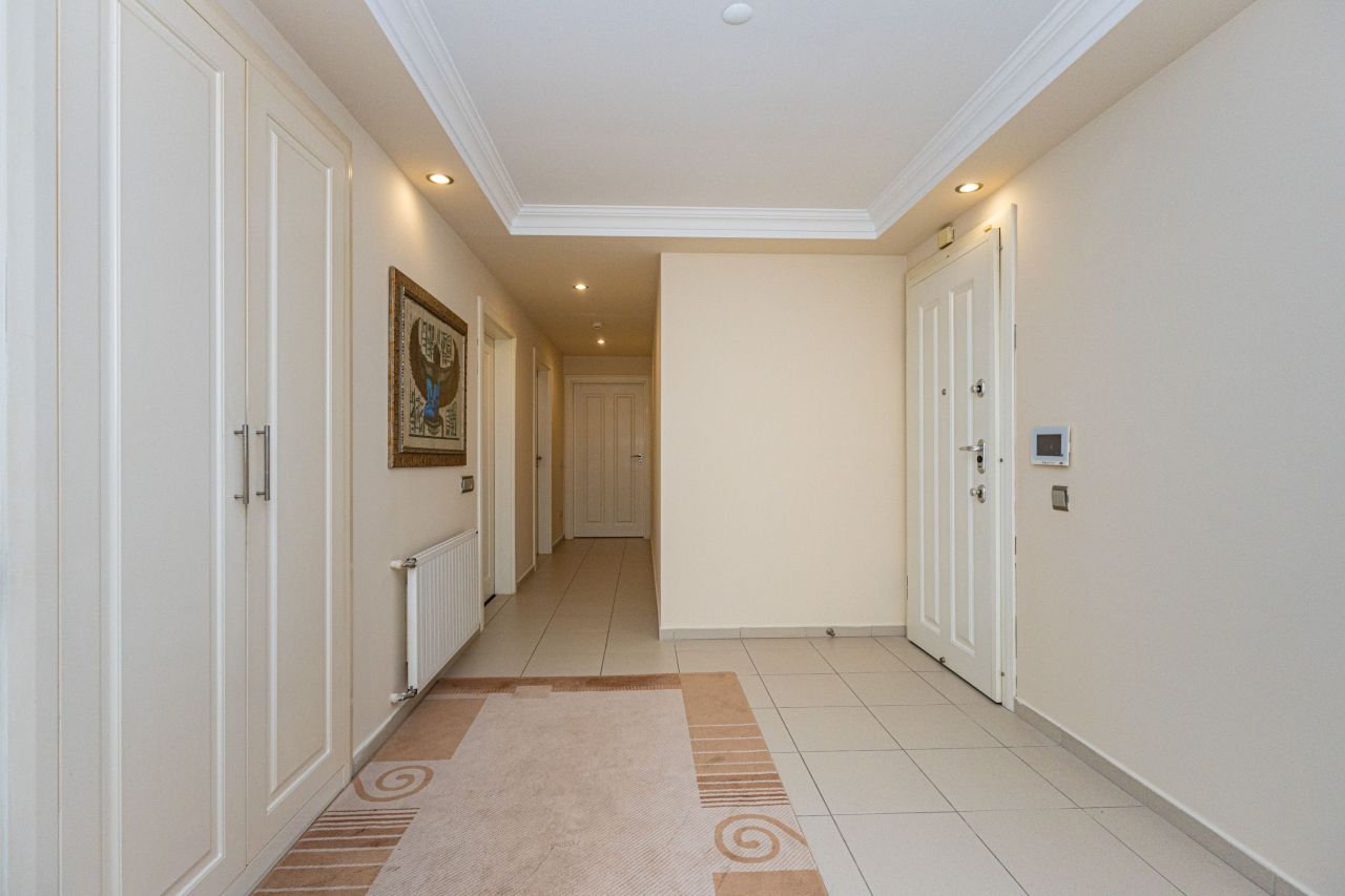 Flat in Antalya, Turkey, 140 m² - picture 14