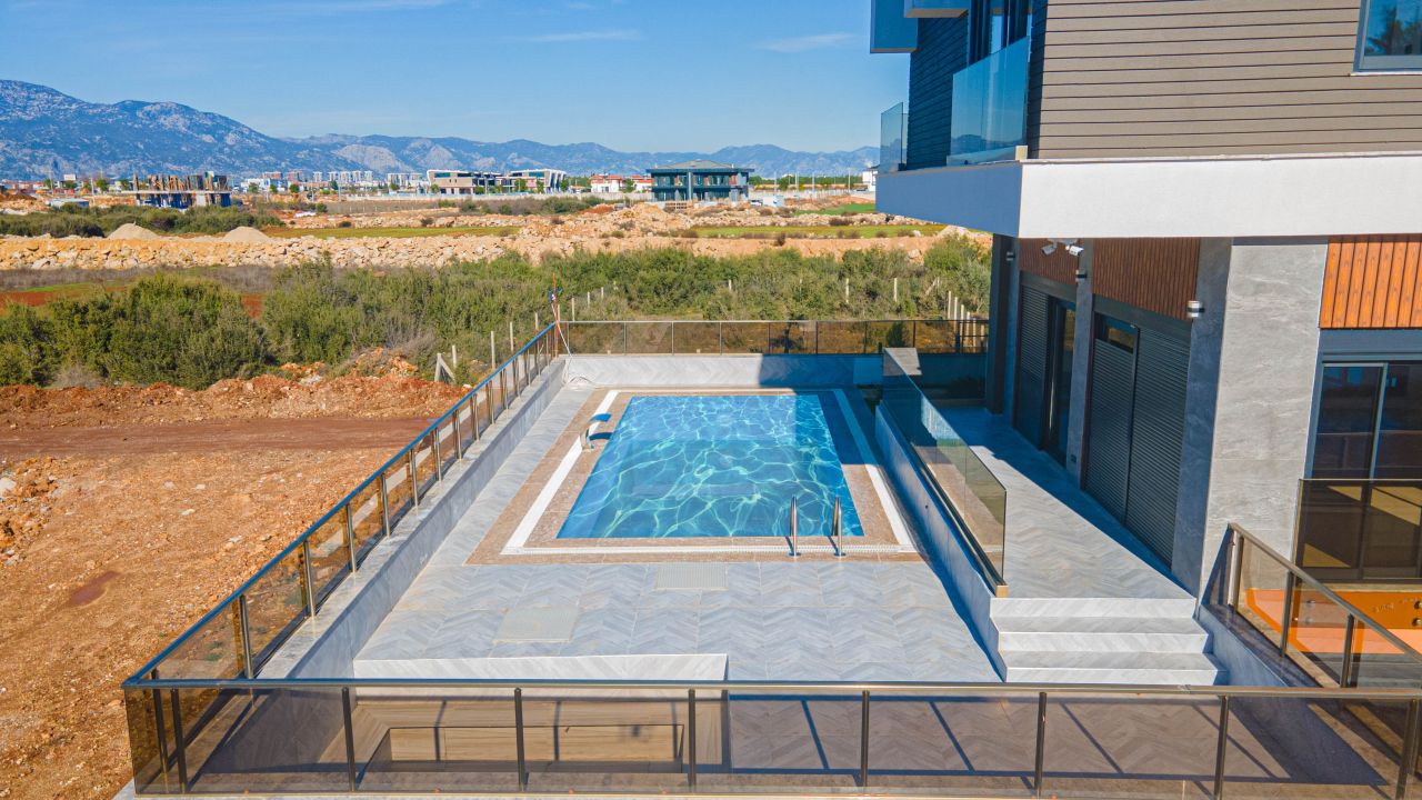 Villa in Antalya, Türkei, 600 m² - Foto 3