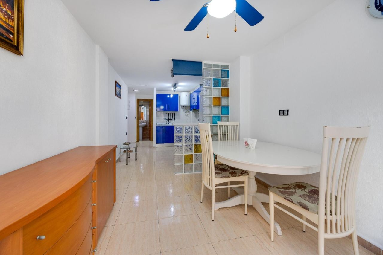 Wohnung in Torrevieja, Spanien, 63 m² - Foto 2