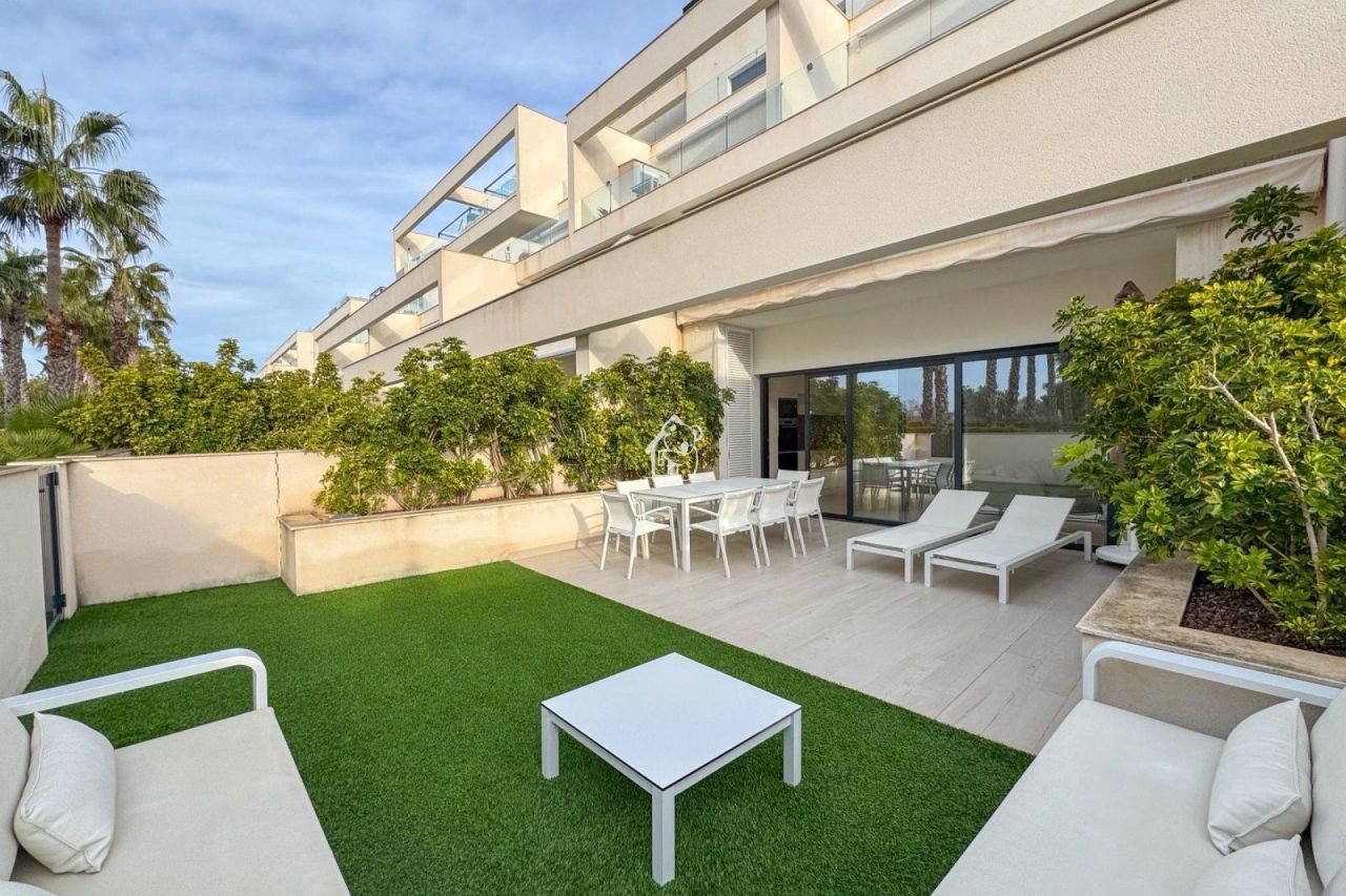 Apartamento en Las Colinas, España, 105 m² - imagen 1