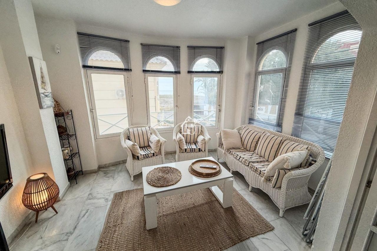 Apartment in Torrevieja, Spain, 75 m² - picture 1