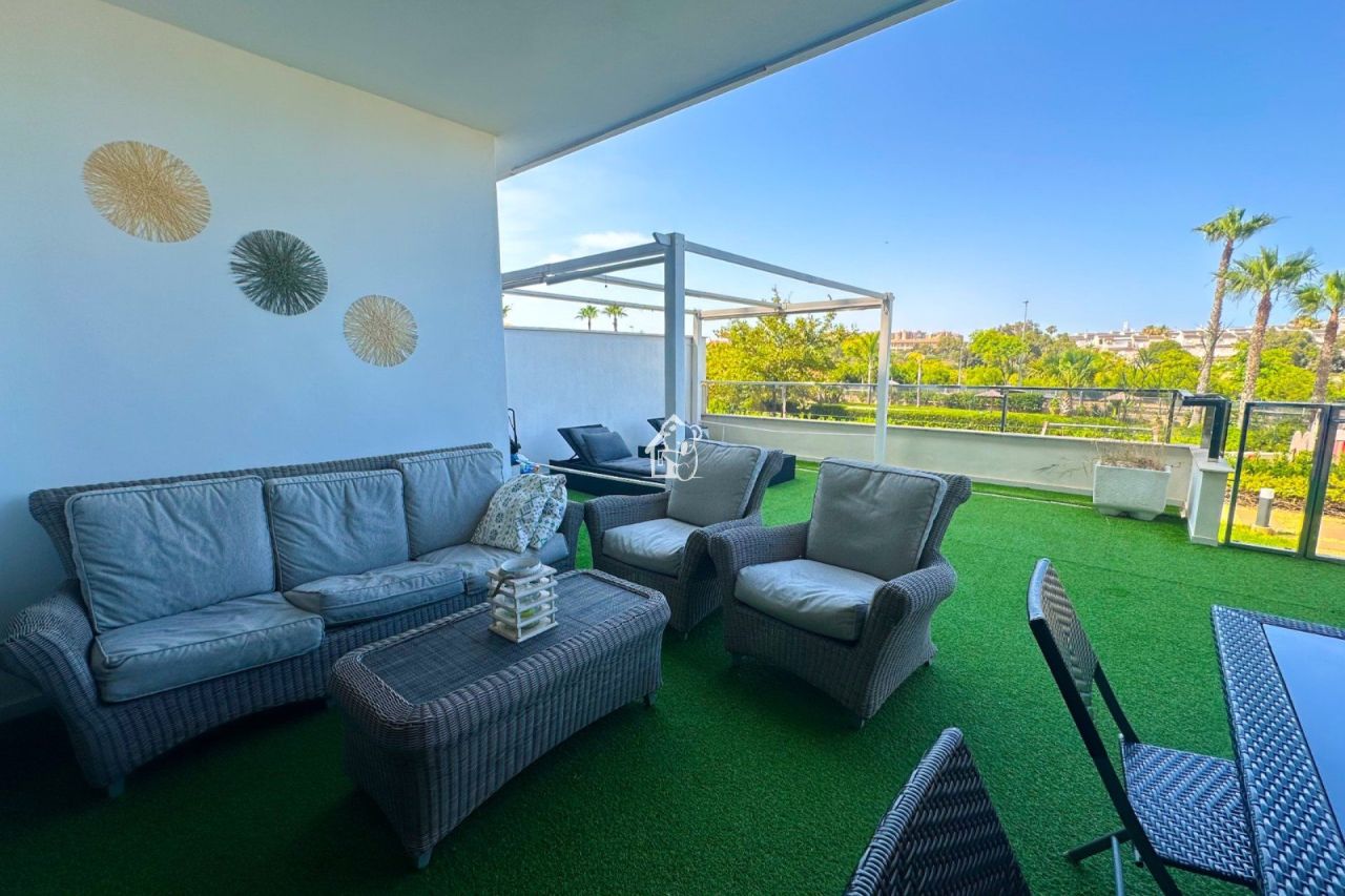 Appartamenti a Mil Palmeras, Spagna, 120 m² - foto 1