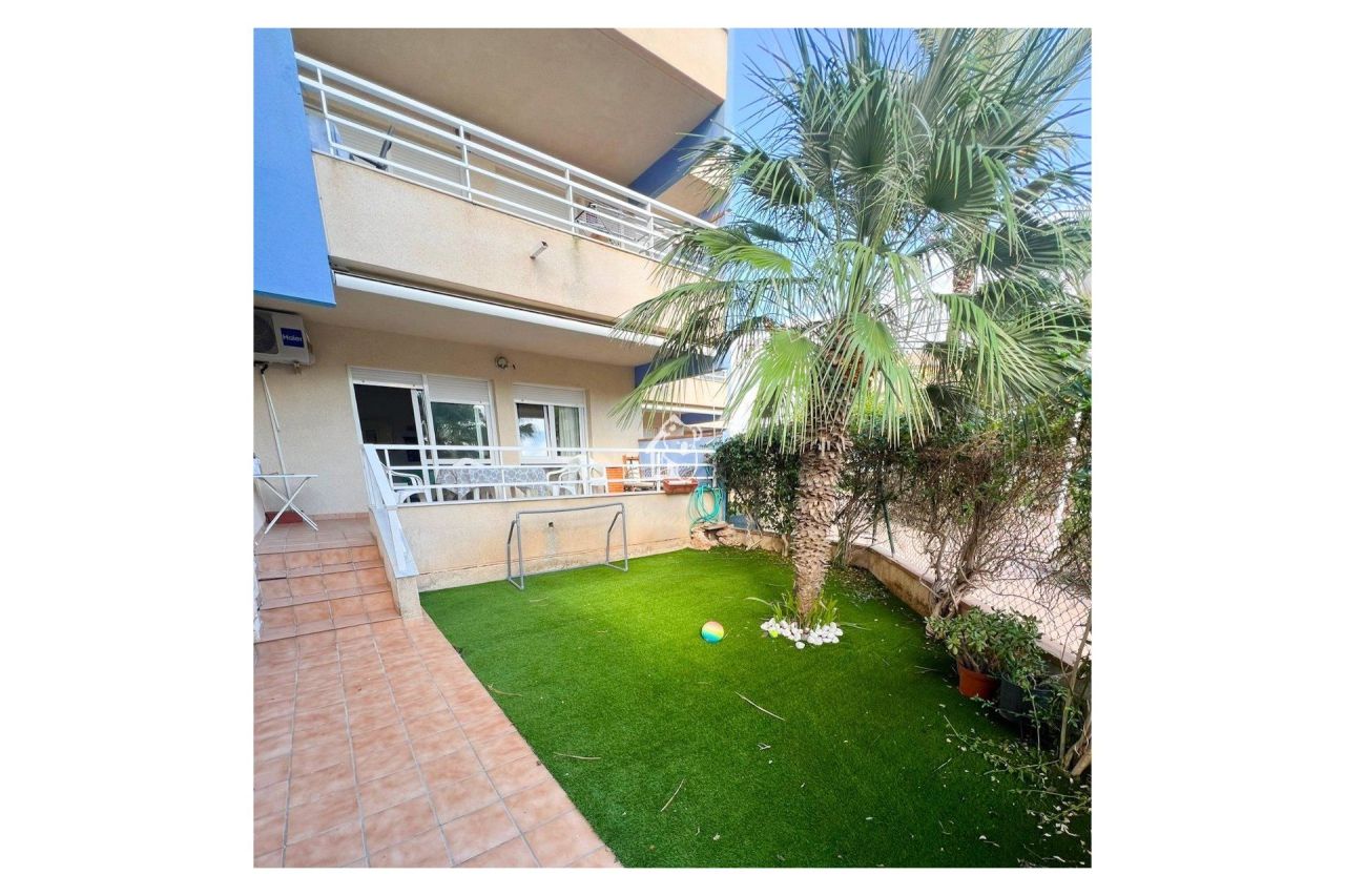 Apartment in Dehesa de Campoamor, Spain, 120 m² - picture 1