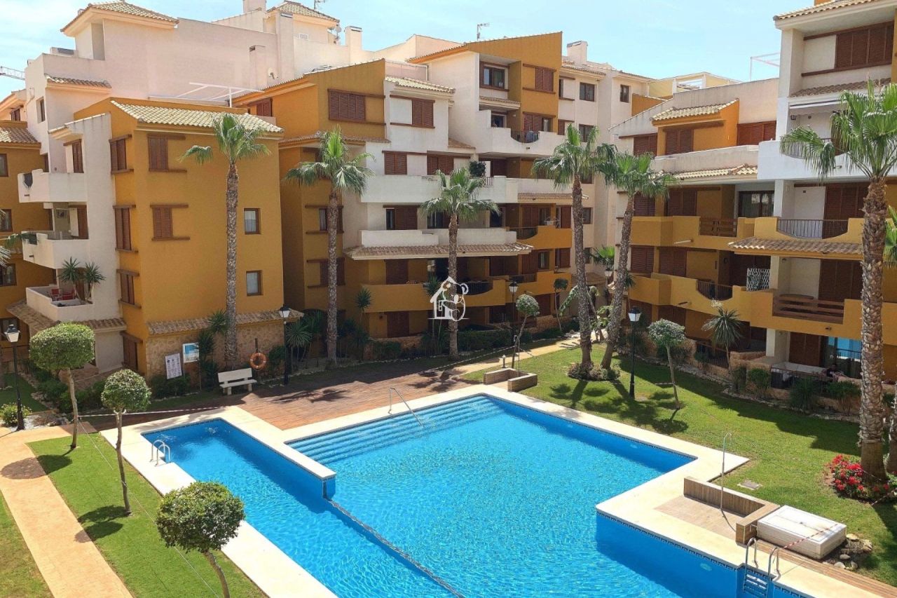 Apartment in Punta Prima, Spain, 85 m² - picture 1