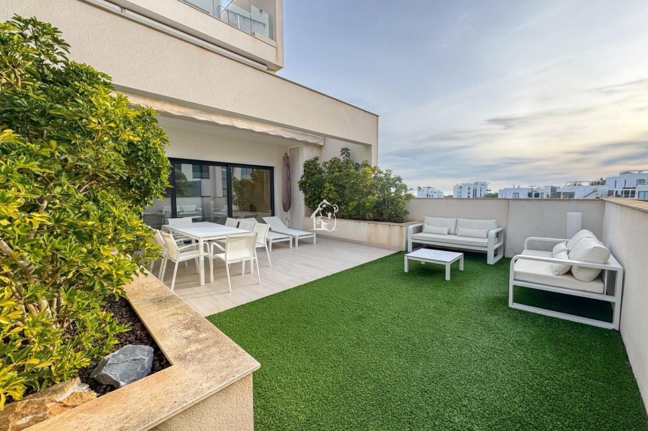 Apartamento en Las Colinas, España, 105 m² - imagen 2