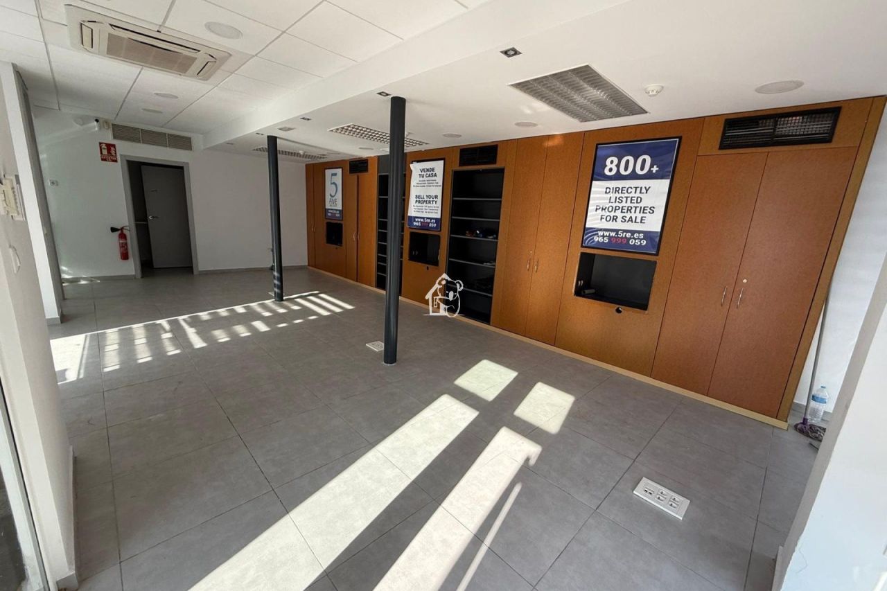 Office in Pilar de la Horadada, Spain, 70 m² - picture 3