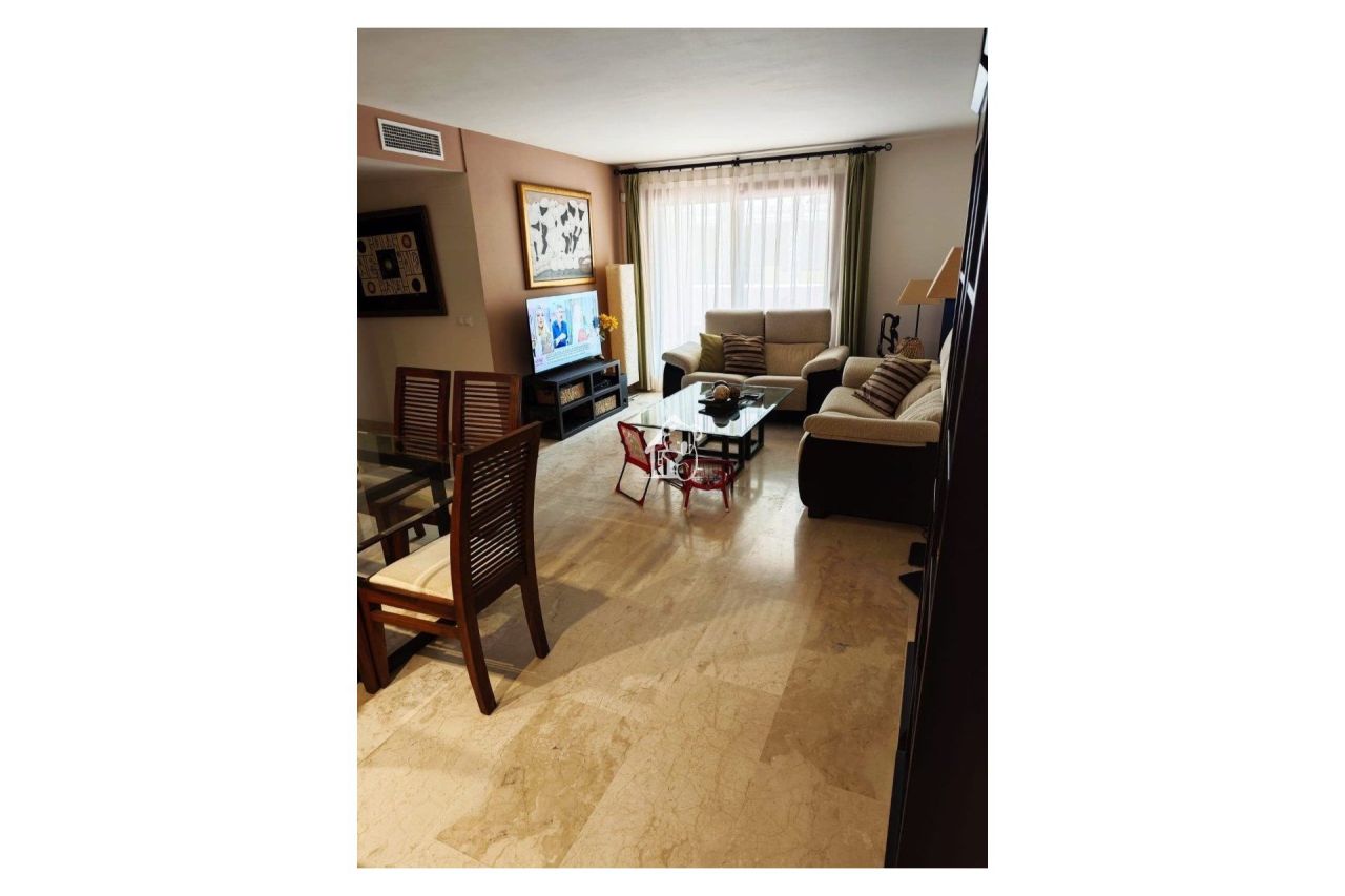 Apartment in Punta Prima, Spain, 85 m² - picture 3