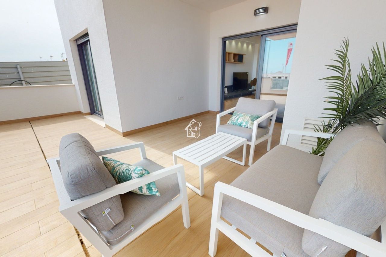 Apartamento en Torrevieja, España, 131 m² - imagen 3