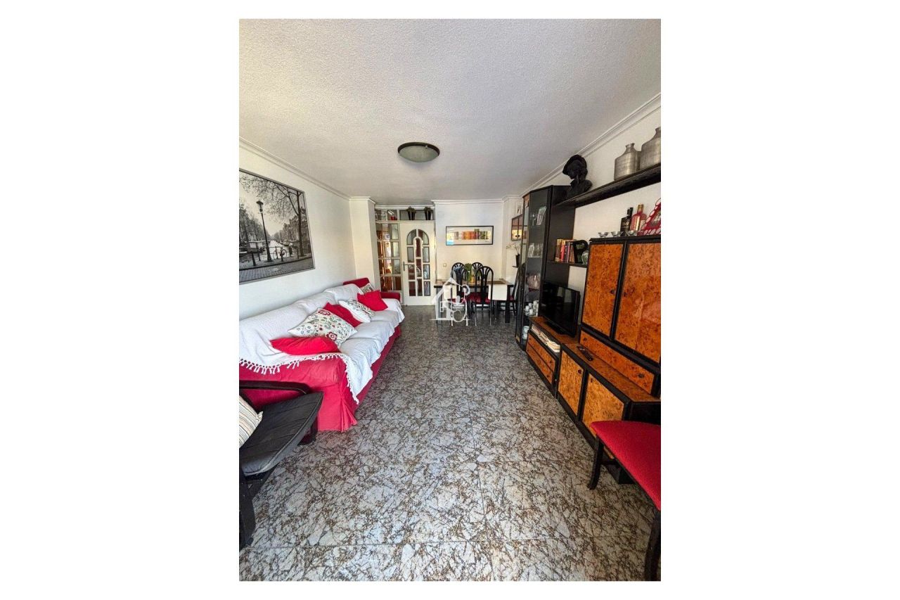 Apartment in Torrevieja, Spain, 120 m² - picture 3