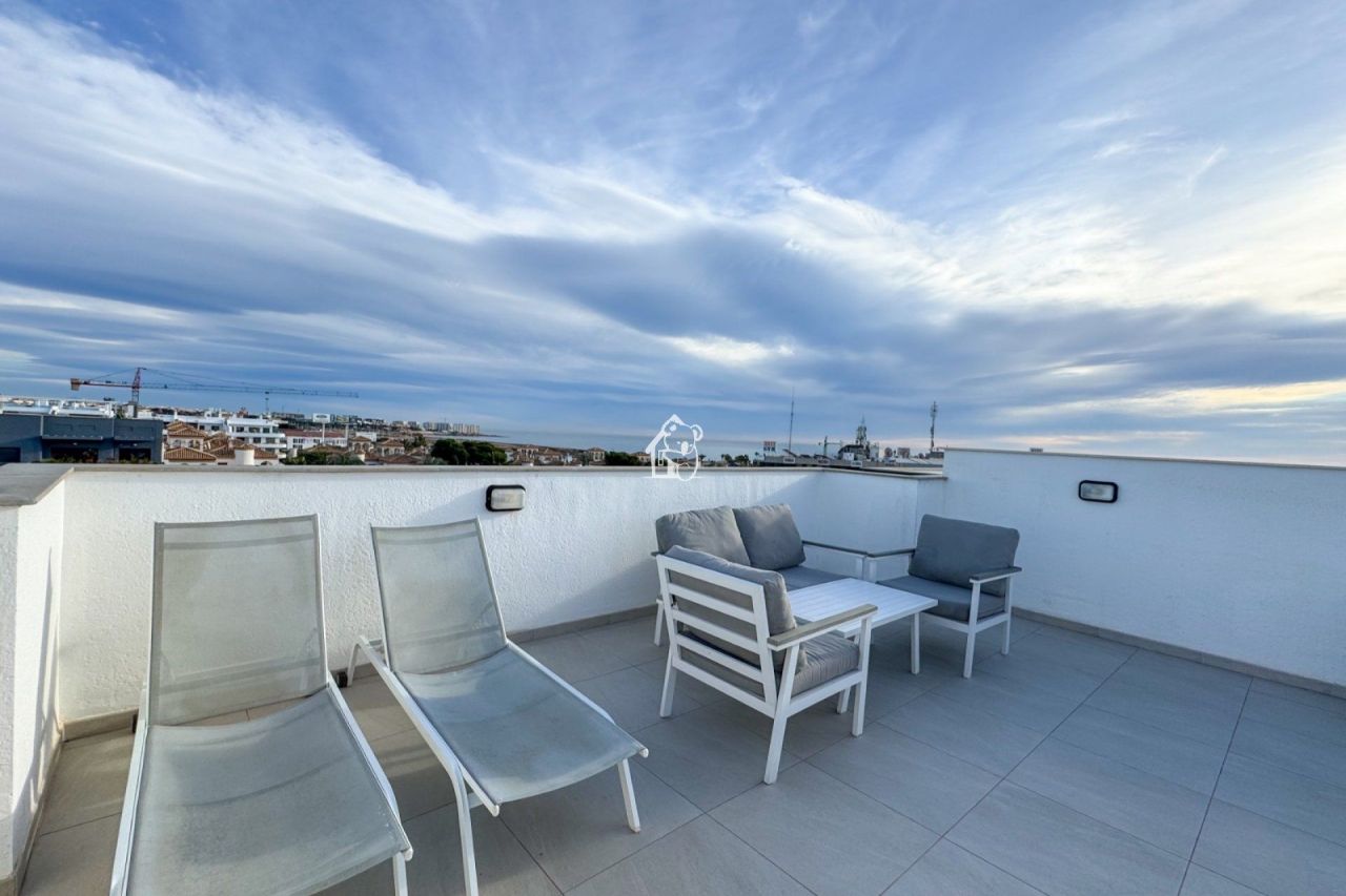 Attico a Orihuela Costa, Spagna, 73 m² - foto 3