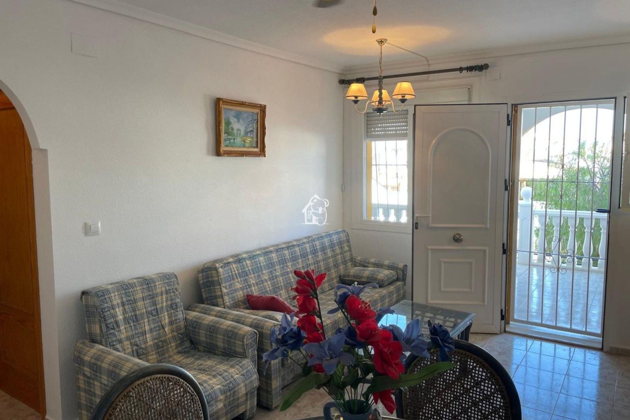 Casa en Guardamar del Segura, España, 66 m² - imagen 3