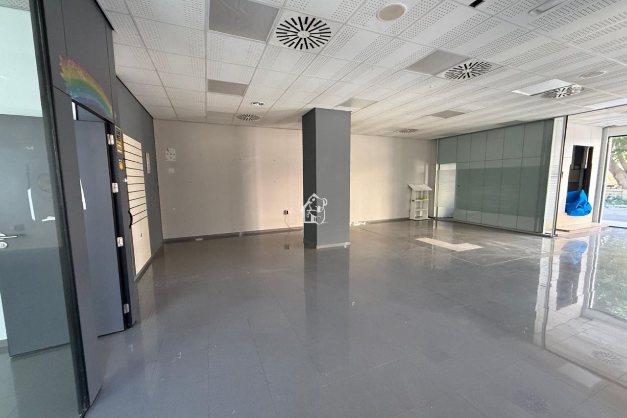 Oficina en Pilar de la Horadada, España, 140 m² - imagen 3