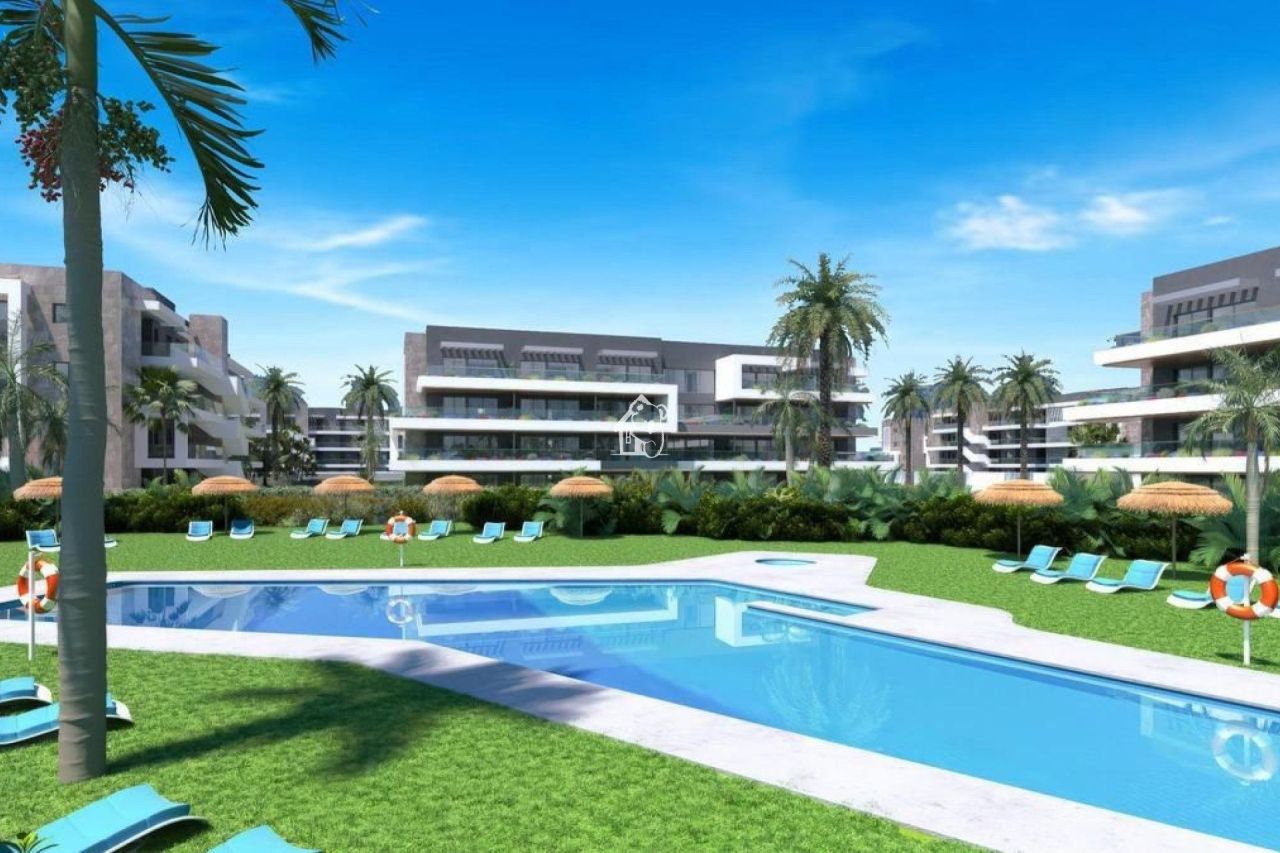 Apartment in Torrevieja, Spain, 80 m² - picture 4