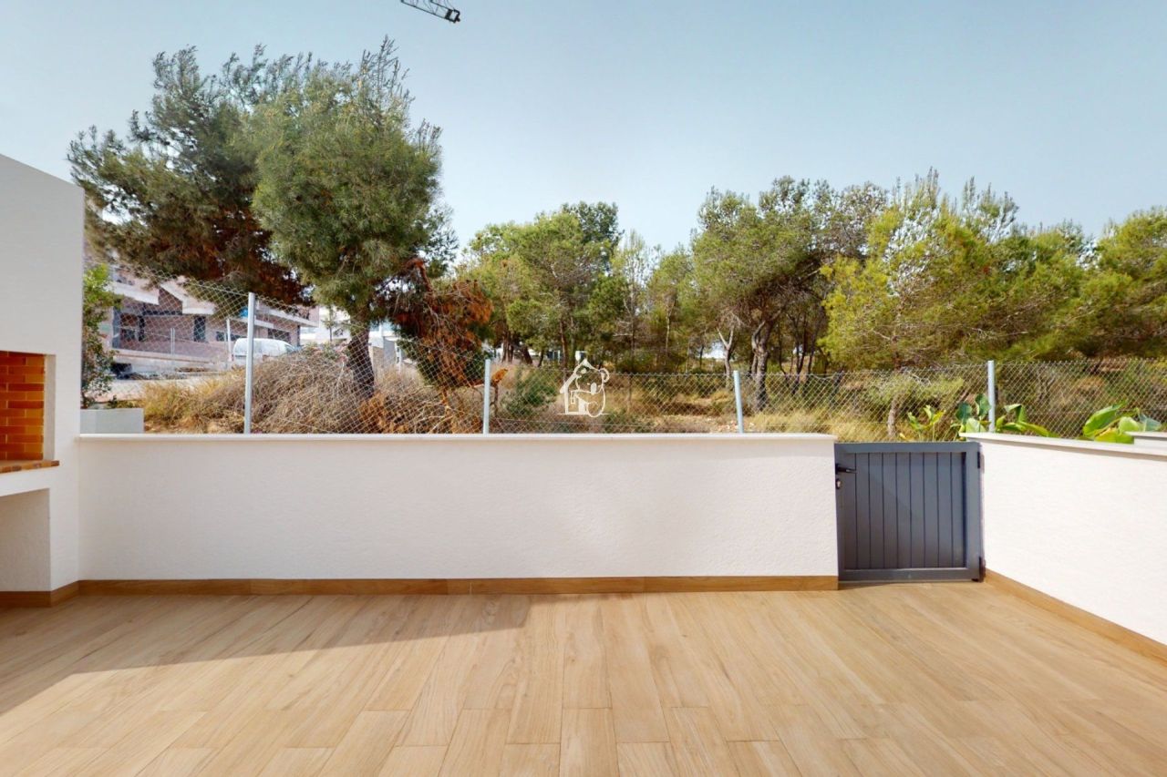 Apartamento en Torrevieja, España, 131 m² - imagen 4