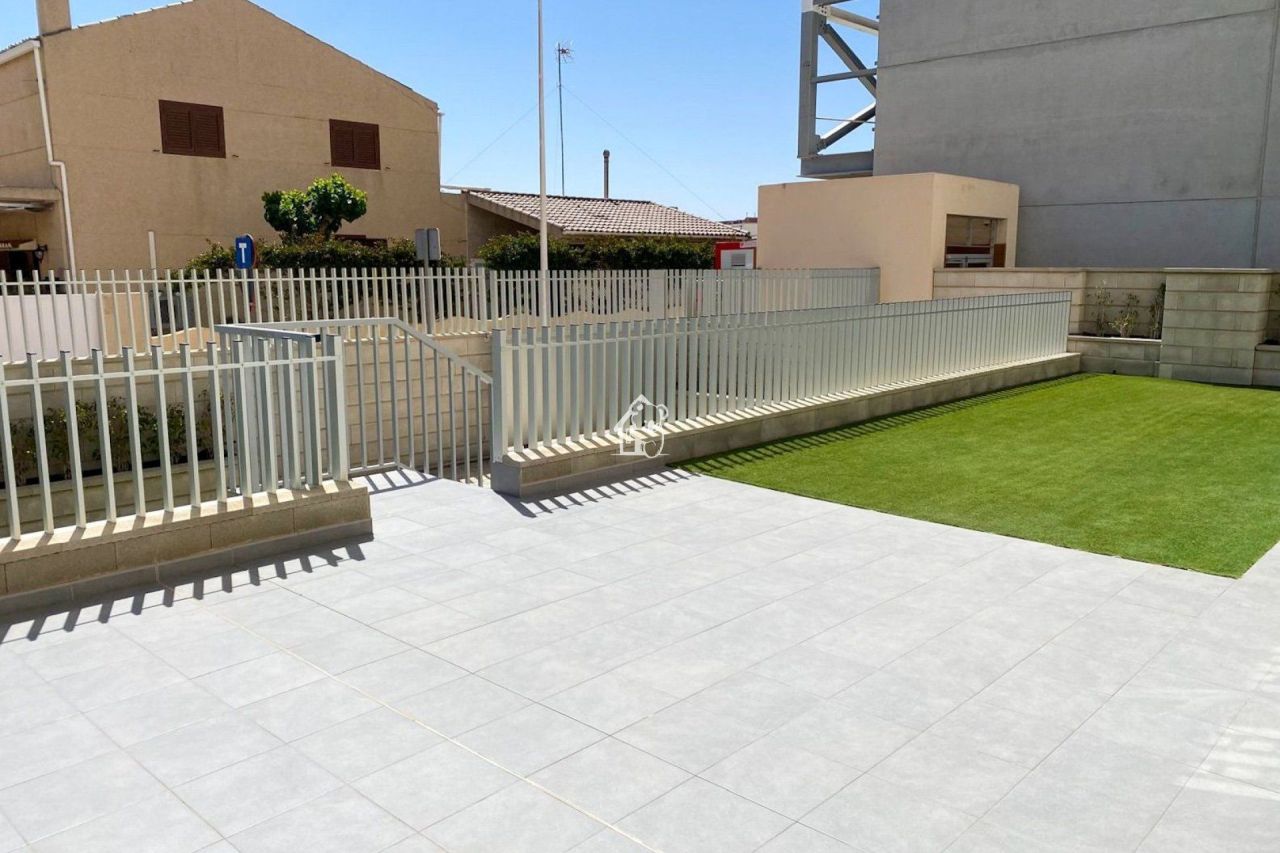 Mietshaus in La Mata, Spanien, 140 m² - Foto 4